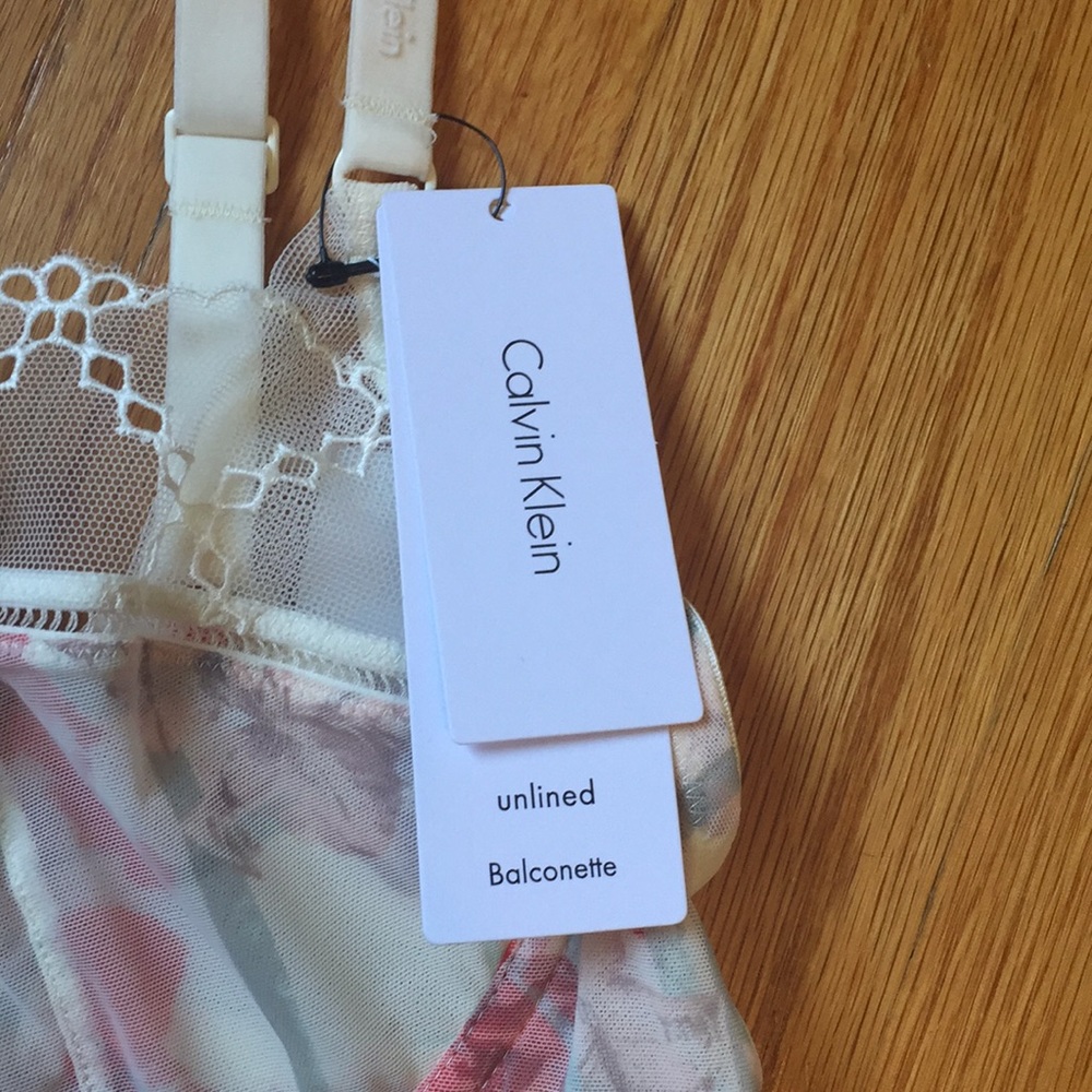 Calvin Klein unlined balconette bra - Picture 2 of 5